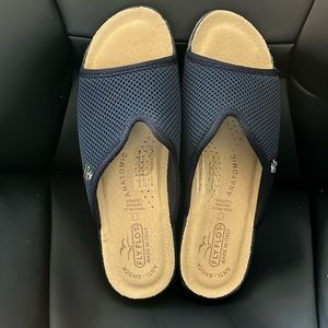 Fly Flot Navy Slide Size 8